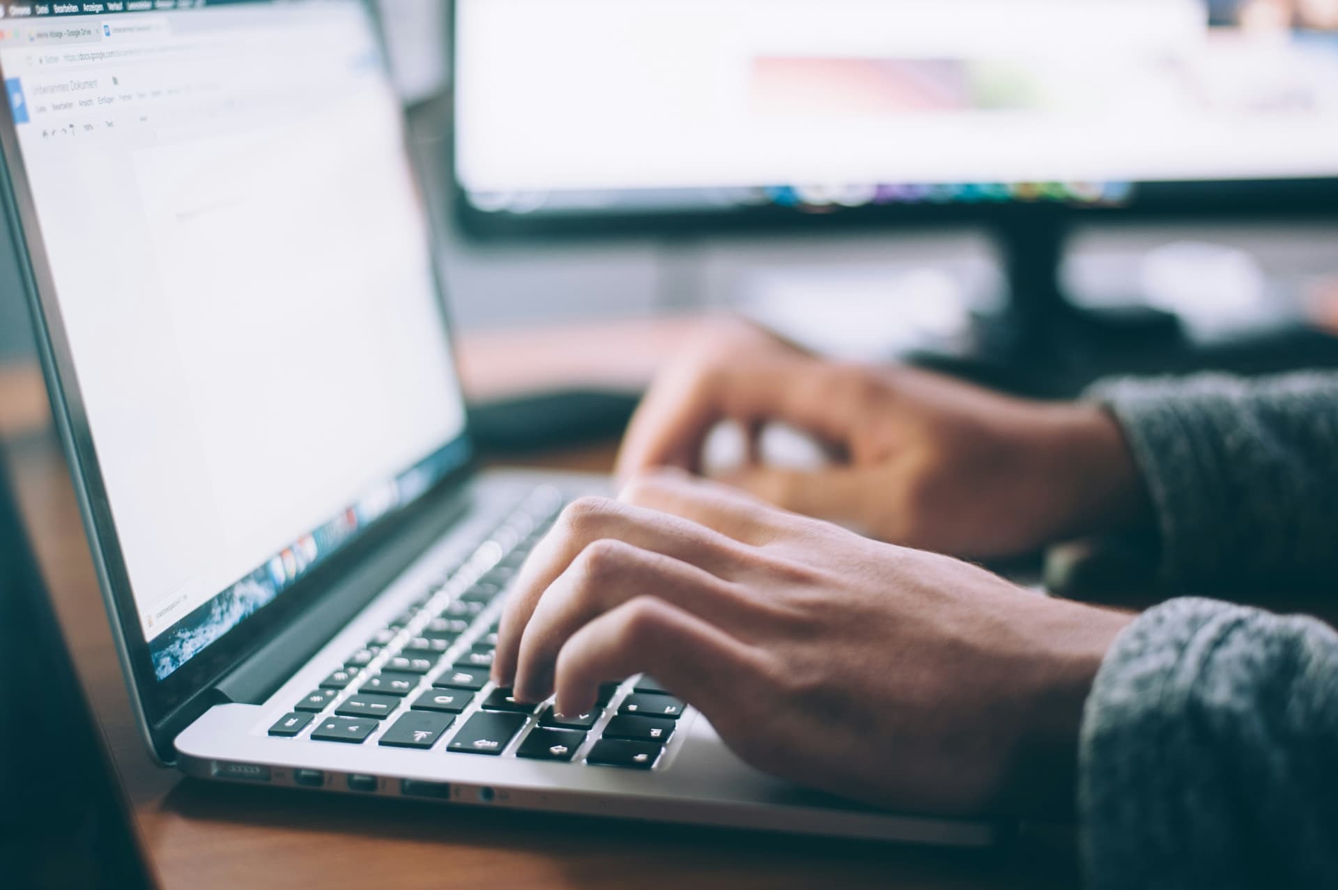 Choosing the Right Website Technology for Your Business Growth